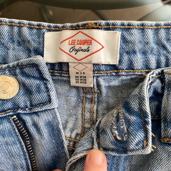 Lee Cooper Jeans size w-30. High waisted, baggy, great for any outfit - Picture 3 of 5